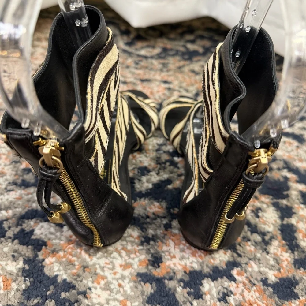 NWOT Pierre Balmain ‘Amelie’ Zebra Print Pony Hair Strappy Zip-Back Sandals Sz 6